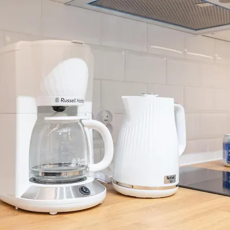 شقة Etna Tranquil With Balcony By Renters