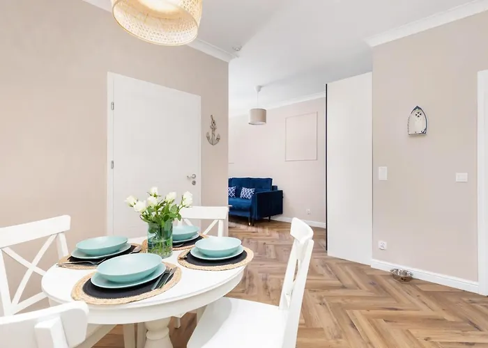 Etna Tranquil With Balcony By Renters * Kołobrzeg