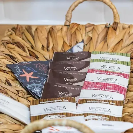 아파트 Etna Tranquil With Balcony By Renters 코워브제크